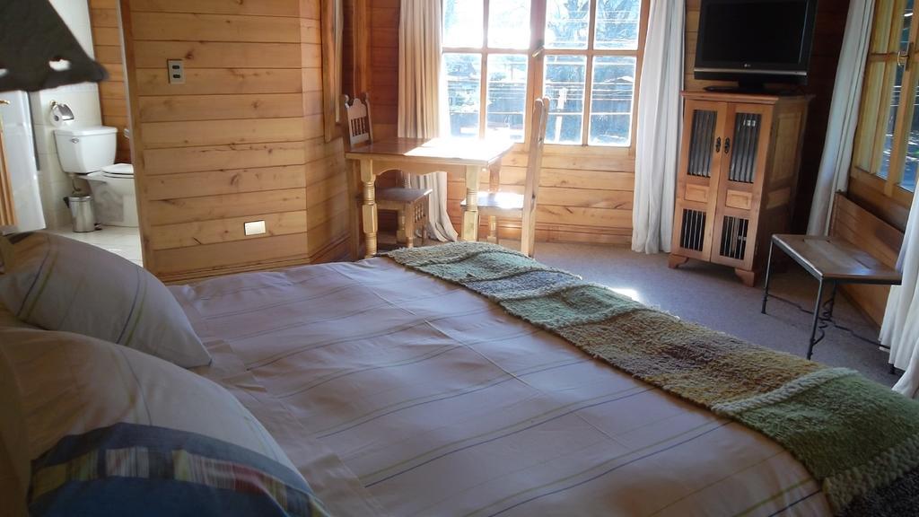 Hotel Malalhue Пукон Экстерьер фото