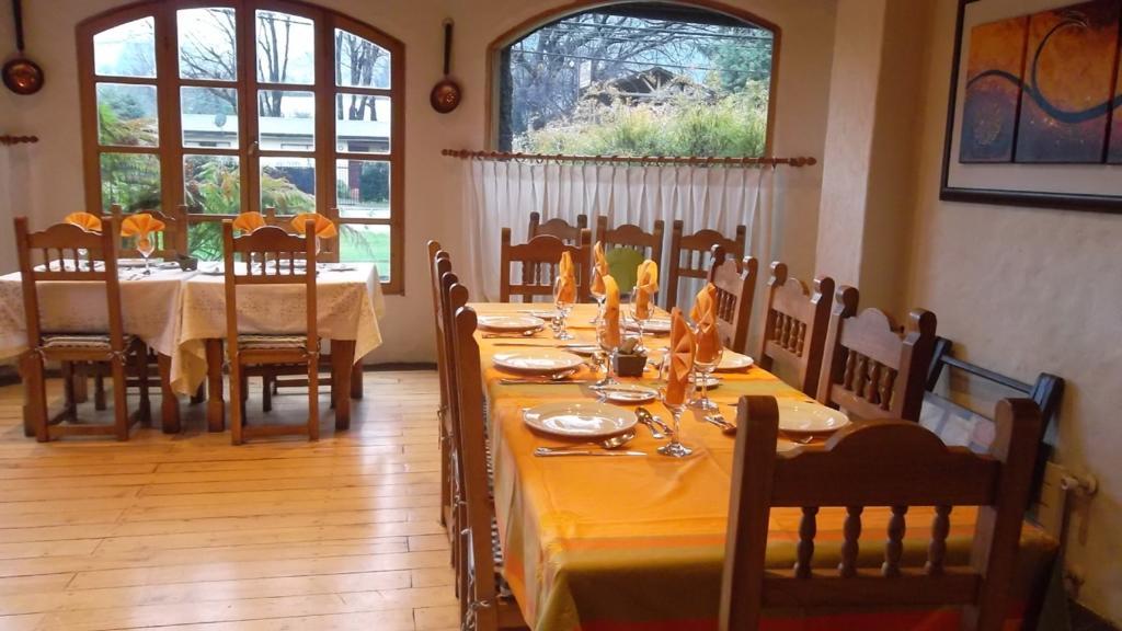 Hotel Malalhue Пукон Экстерьер фото